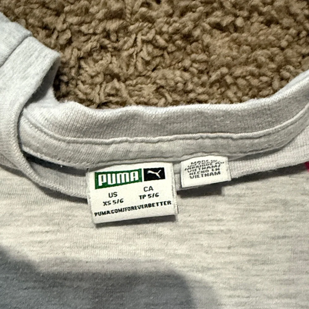 Puma Kids Long Sleeve Tee in Light Gray and Pink - Picture 2 of 4